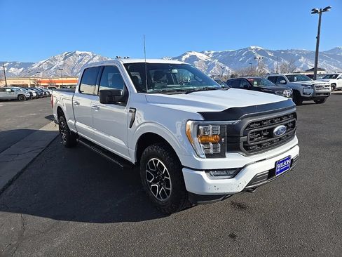 Used 2022 Ford F150 XLT w/ Equipment Group 302A High AWD/4WD image 4