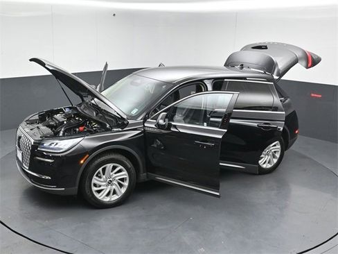 Certified 2024 Lincoln Corsair AWD image 53