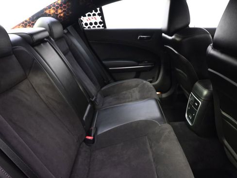 Used 2017 Dodge Charger R/T Scat Pack w/ Technology Group image 18