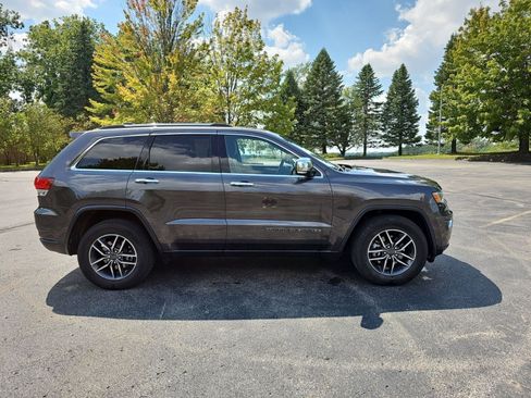 Used 2020 Jeep Grand Cherokee Limited AWD/4WD image 7