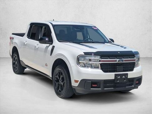 Used 2024 Ford Maverick Lariat w/ FX4 Off-Road Package AWD/4WD image 3