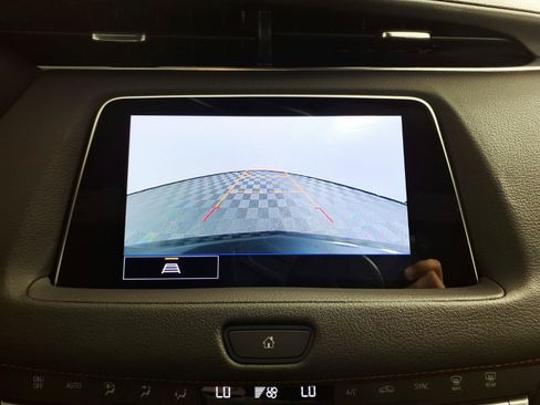 Certified 2023 Cadillac XT4 Sport w/ Technology Package FWD image 19