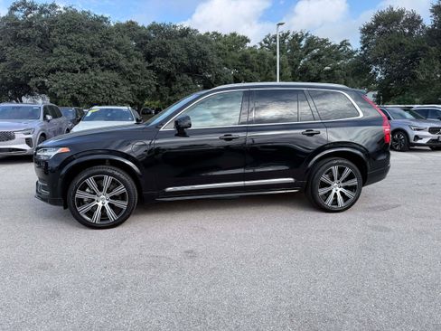 Certified 2024 Volvo XC90 T8 Ultimate w/ Lounge Package AWD/4WD image 3