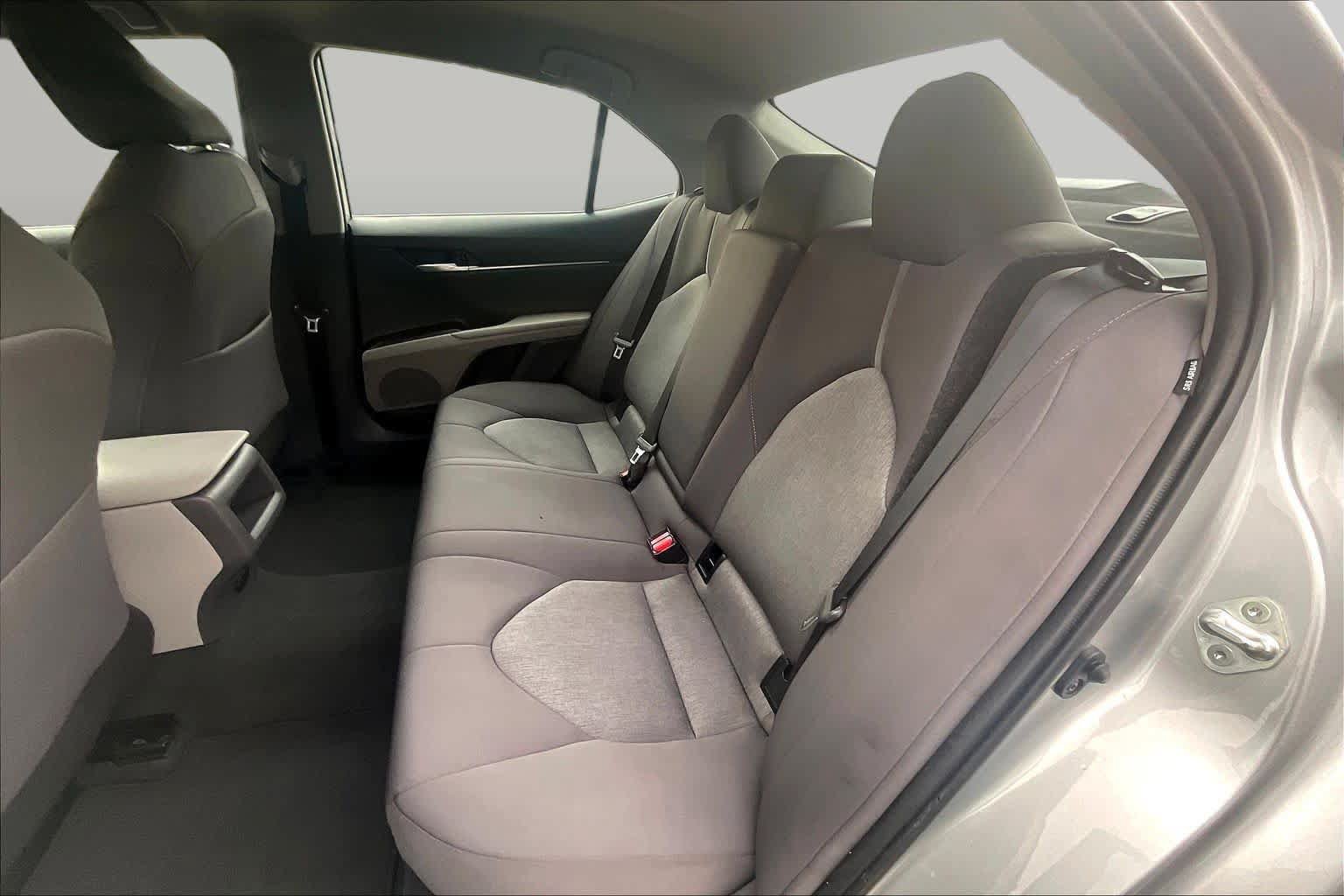 Used 2024 Toyota Camry LE FWD image 20