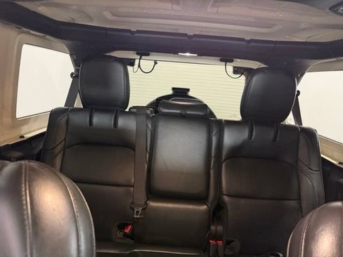 Used 2022 Jeep Wrangler Unlimited Rubicon 4xe w/ Cold Weather Group AWD/4WD image 20