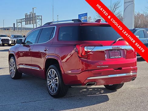 Used 2022 GMC Acadia Denali image 4