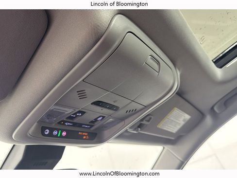 Used 2022 Chevrolet Equinox Premier image 53