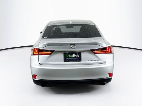 Used 2016 Lexus IS 300 AWD image 7