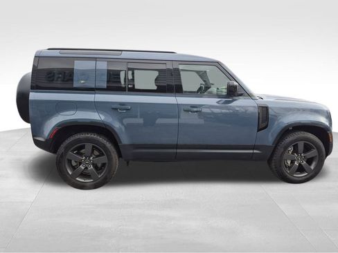 Used 2020 Land Rover Defender 110 HSE image 10