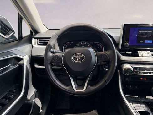 Used 2024 Toyota RAV4 XLE Premium FWD image 12