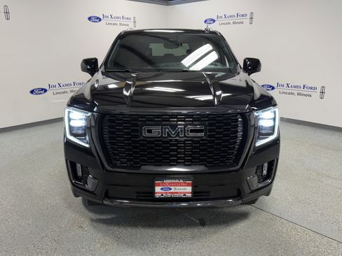 Used 2023 GMC Yukon Denali Ultimate image 2