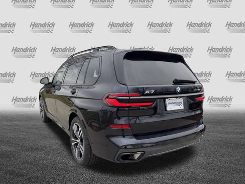 Certified 2025 BMW X7 xDrive40i image 8