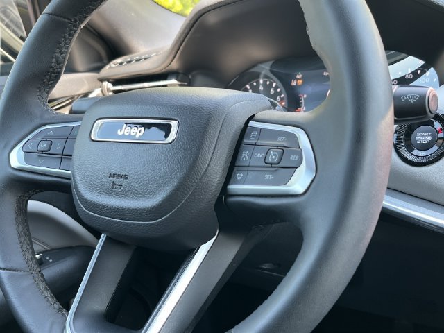Used 2024 Jeep Compass Limited AWD/4WD image 14