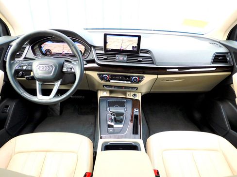 Used 2018 Audi Q5 2.0T Premium Plus w/ Premium Plus Package image 9