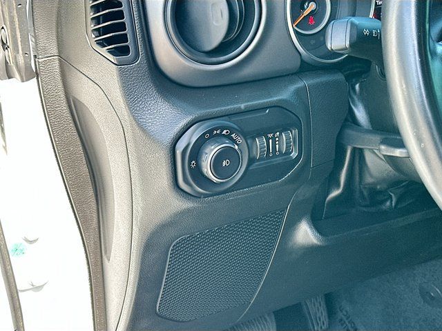 Used 2022 Jeep Wrangler Unlimited Sport AWD/4WD image 11