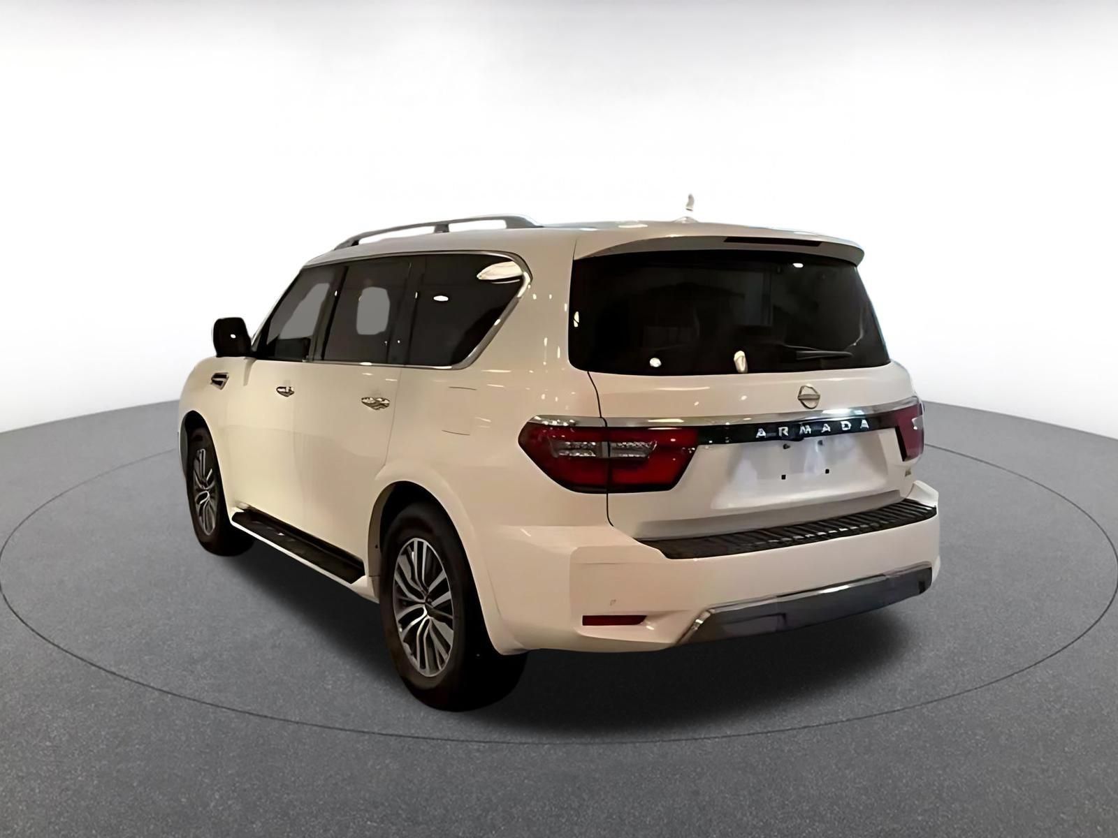 Used 2024 Nissan Armada SL RWD image 4