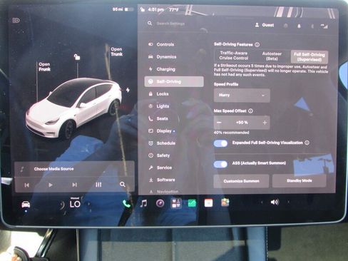 Used 2021 Tesla Model Y Long Range AWD/4WD image 17