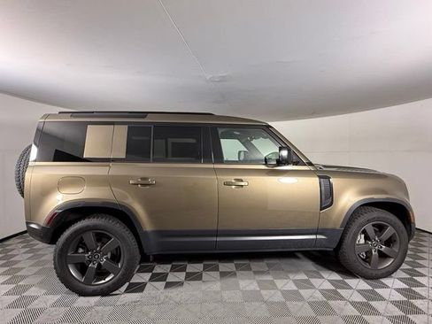 Certified 2025 Land Rover Defender 110 S AWD/4WD image 9