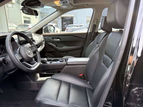 Used 2023 Nissan Rogue SL w/ SL Premium Package AWD/4WD image 17
