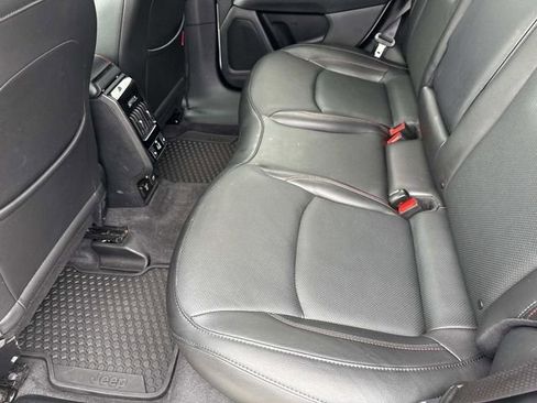 Used 2022 Jeep Compass Trailhawk w/ Trailhawk Elite Group image 10