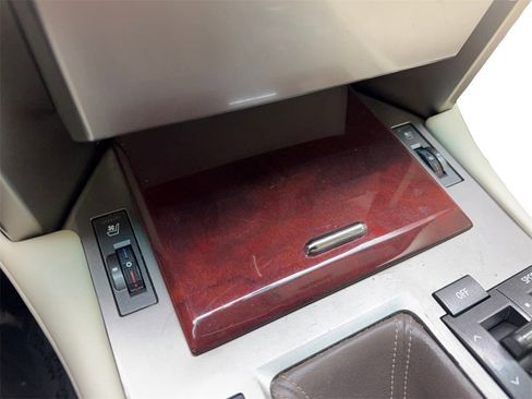 Used 2013 Lexus GX 460 Premium image 76