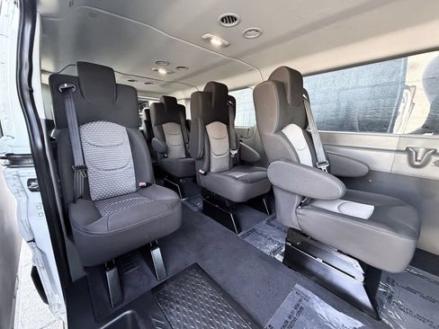 Used 2024 Ford Transit 350 XLT RWD image 26