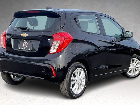 Used 2020 Chevrolet Spark LT image 31