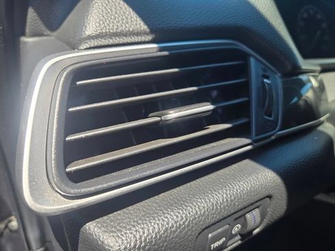 Used 2020 Honda Accord Sport image 10