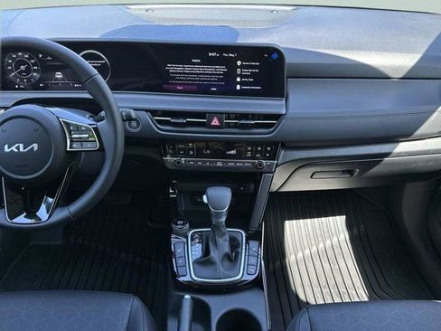 New 2026 Kia Seltos EX FWD image 12