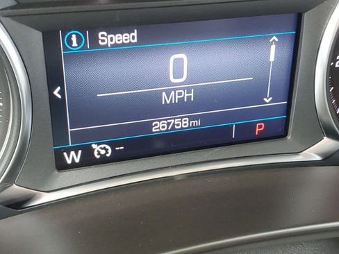 Used 2023 GMC Terrain SLE FWD image 11