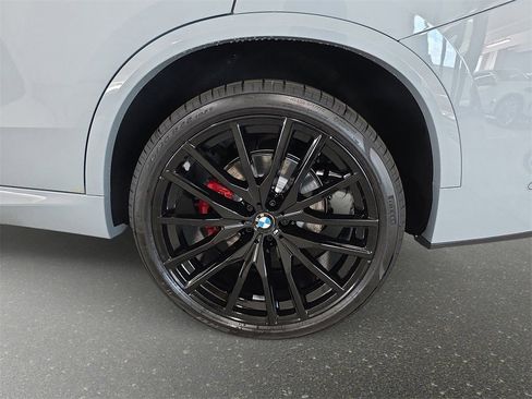 Used 2026 BMW X5 sDrive40i w/ M Sport Package RWD image 19