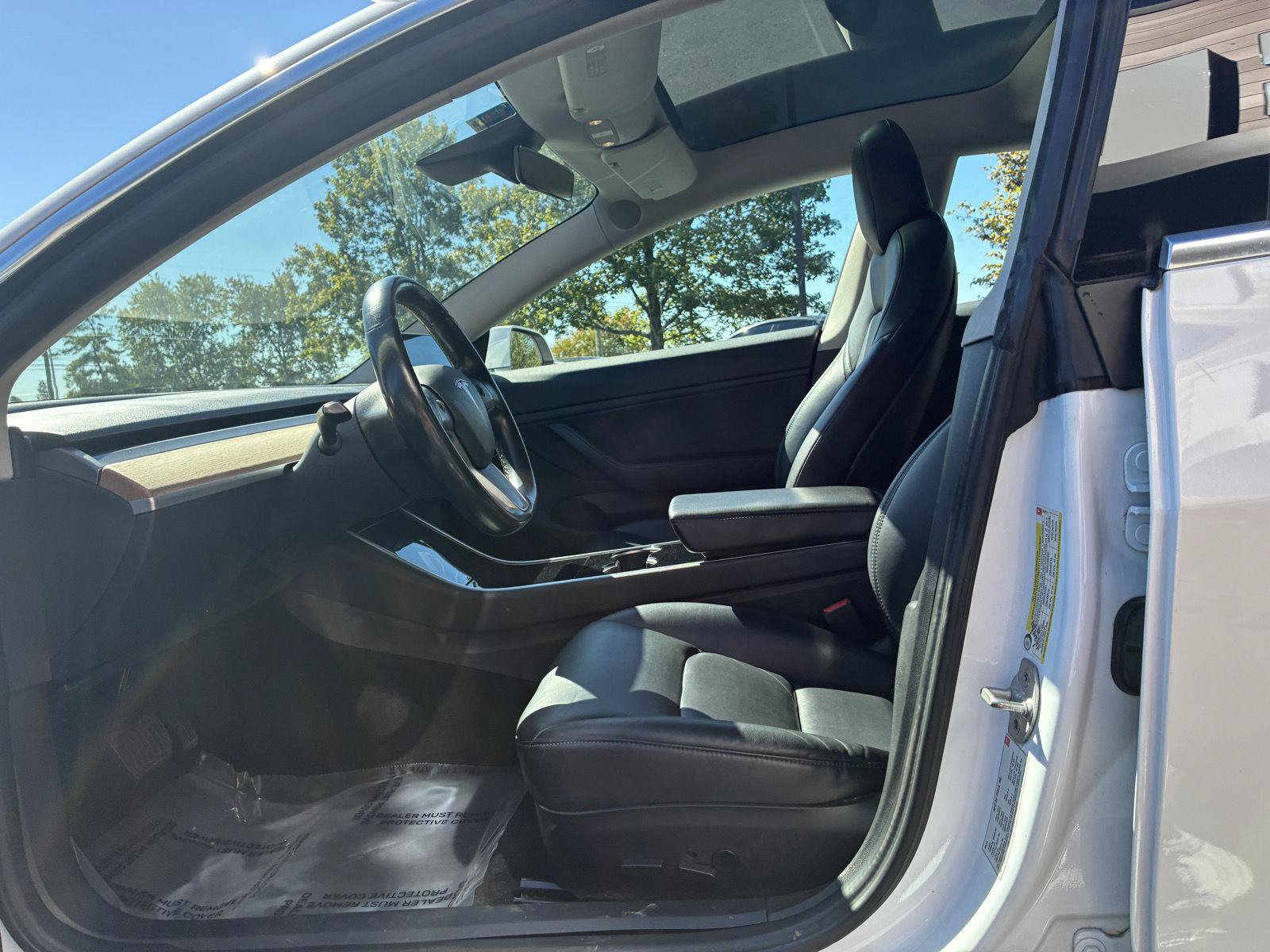 Used 2018 Tesla Model 3 Long Range AWD/4WD image 17