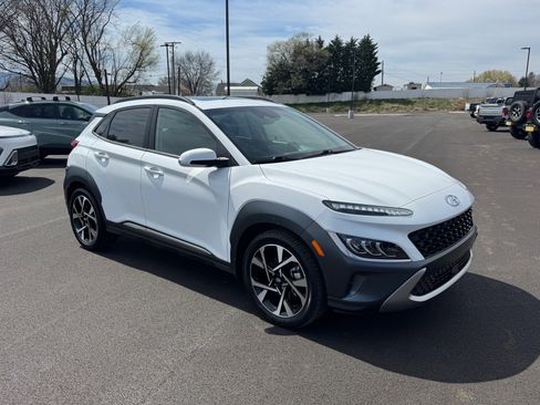 Used 2023 Hyundai Kona Limited image 2