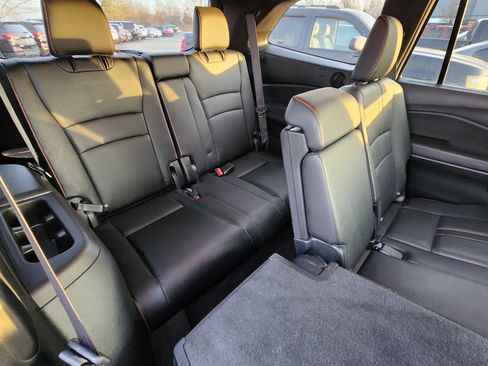 Used 2022 Honda Pilot TrailSport image 22