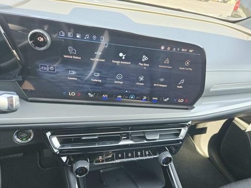 New 2026 Chevrolet Traverse LT w/ Driver Confidence Package FWD image 20