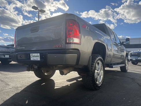 Used 2013 GMC Sierra 2500 Denali w/ Suspension Package, Off-Road image 3