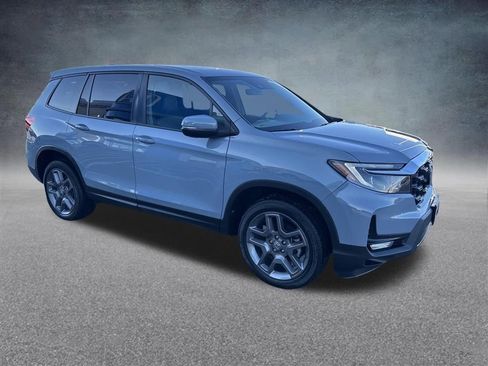 Used 2023 Honda Passport EX-L image 9