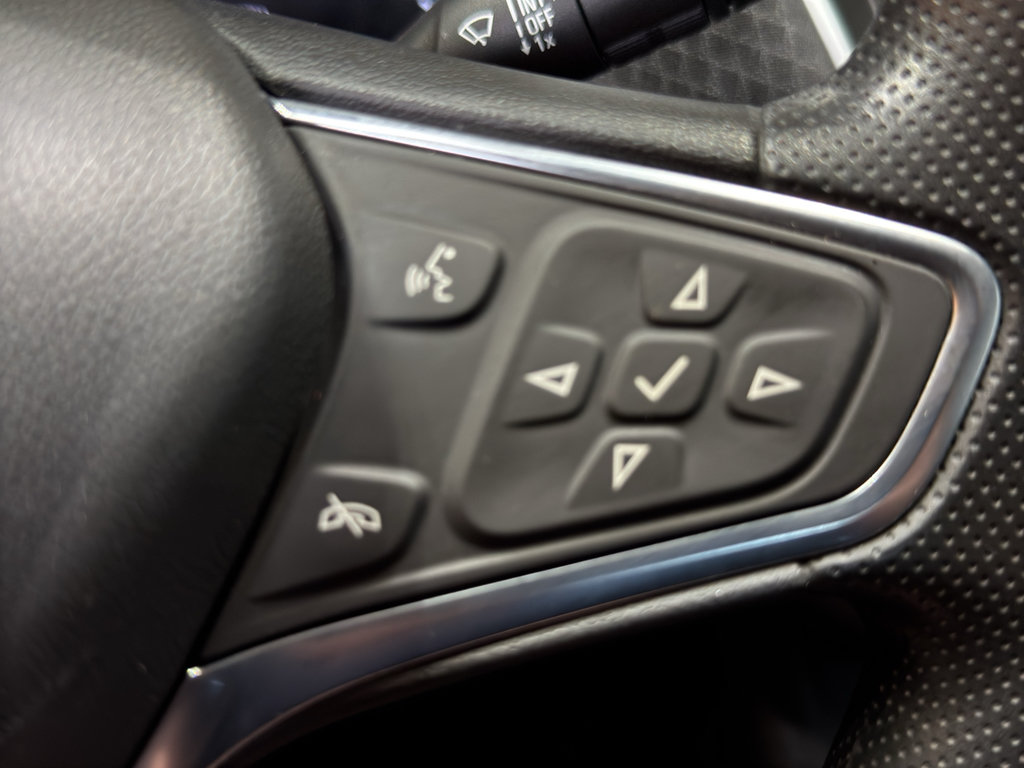 Used 2024 Chevrolet Malibu LT FWD image 16