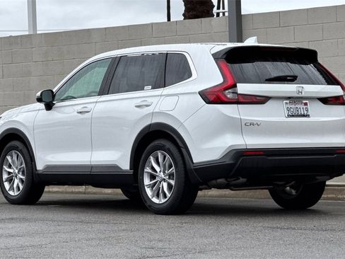 Certified 2023 Honda CR-V EX image 3