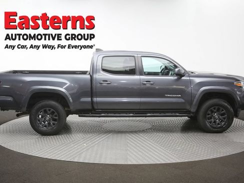 Used 2020 Toyota Tacoma SR5 AWD/4WD image 45