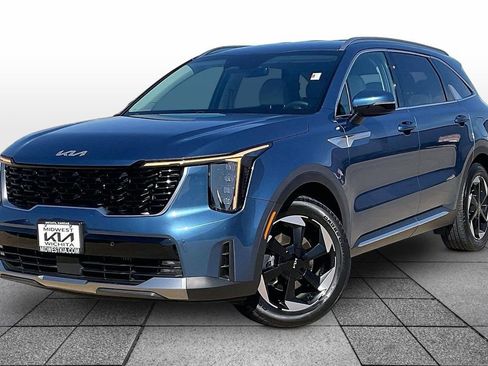 Used 2025 Kia Sorento EX image 1