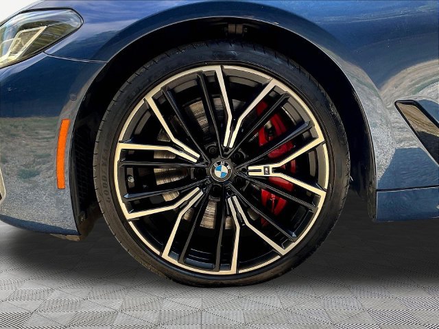 Used 2023 BMW 540i w/ M Sport Package RWD image 36