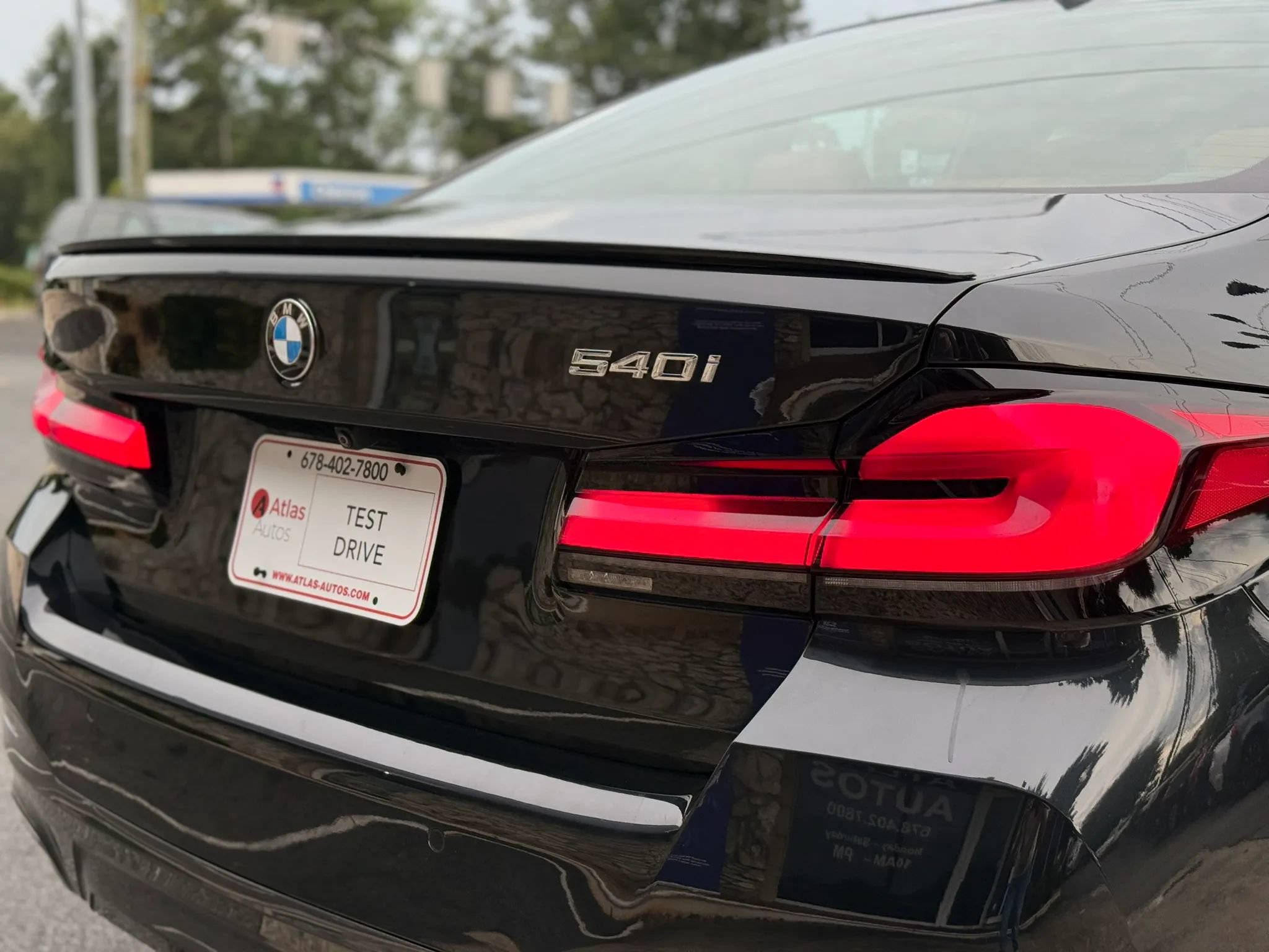 Used 2023 BMW 540i w/ M Sport Package RWD image 38