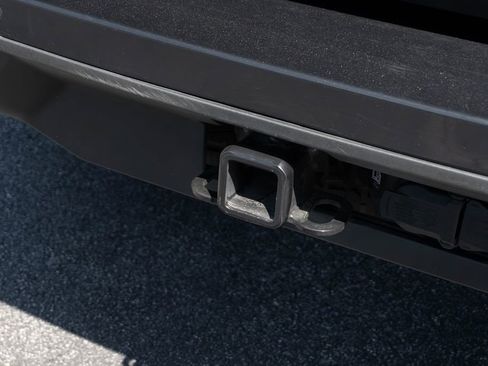Used 2025 Ford Expedition Active RWD image 15