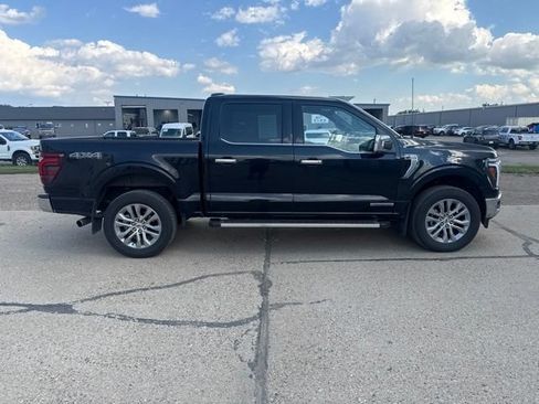 Used 2025 Ford F150 Lariat w/ Equipment Group 501A Mid AWD/4WD image 11