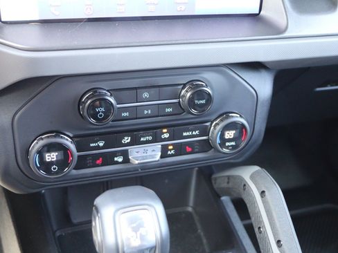 Used 2024 Ford Bronco Big Bend AWD/4WD image 22