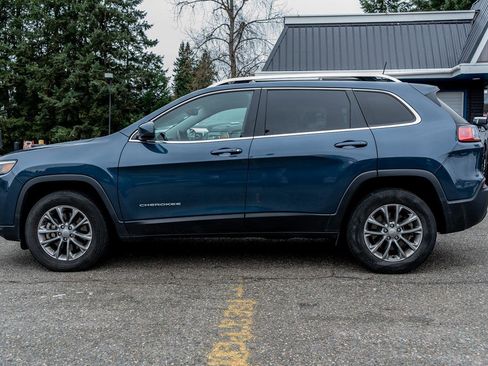 Used 2020 Jeep Cherokee Latitude Plus w/ Comfort/Convenience Group image 13