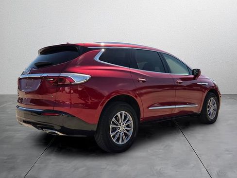 Used 2024 Buick Enclave Essence w/ Sport Touring Edition FWD image 4