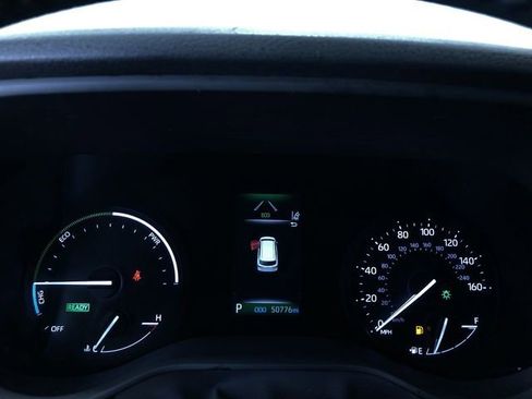 Certified 2024 Toyota Sienna XLE image 31