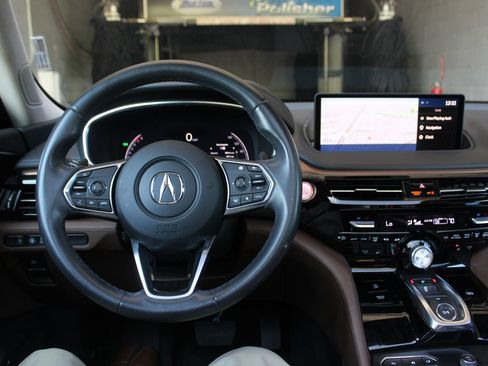 Used 2024 Acura MDX SH-AWD w/ Technology Package image 36